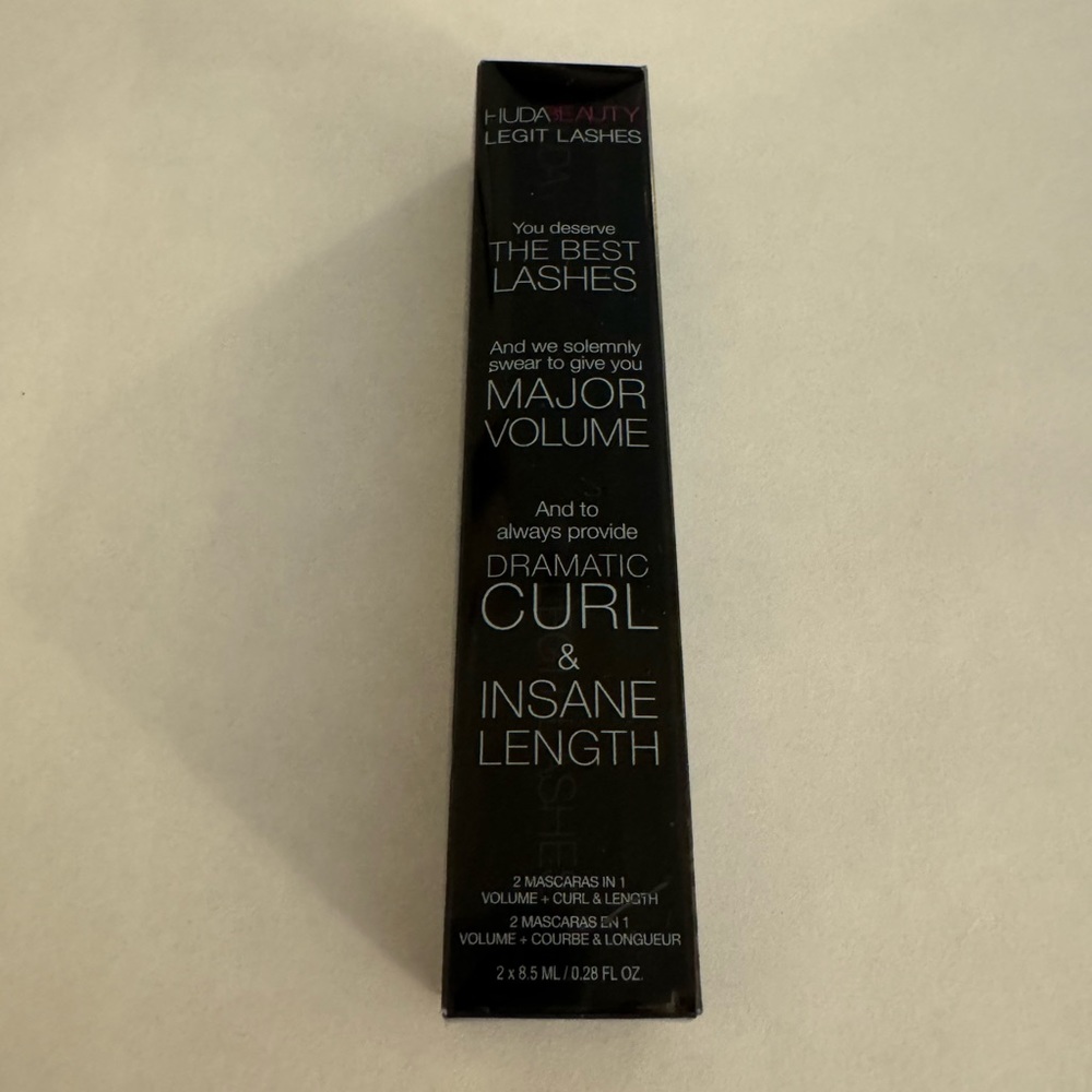 Huda Beauty legit lashes mascara, Very Vanta Full Size